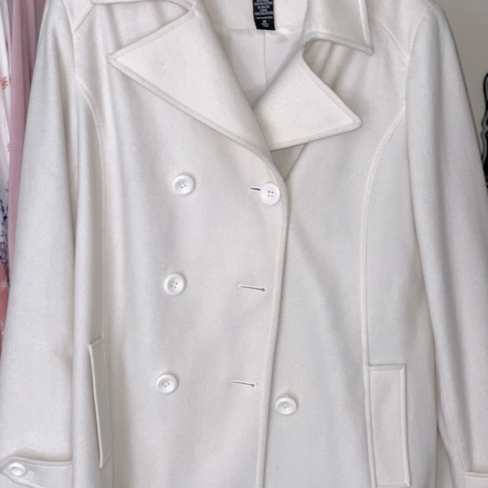 Size 14 New York &co ivory pea coat